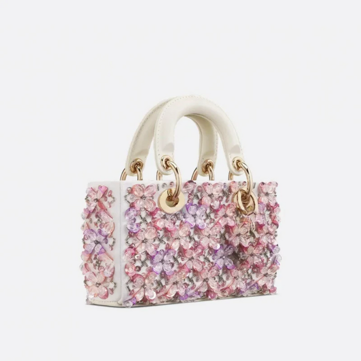 Micro Tasche aus Kalbsleder mit Blumenstickerei und Strass